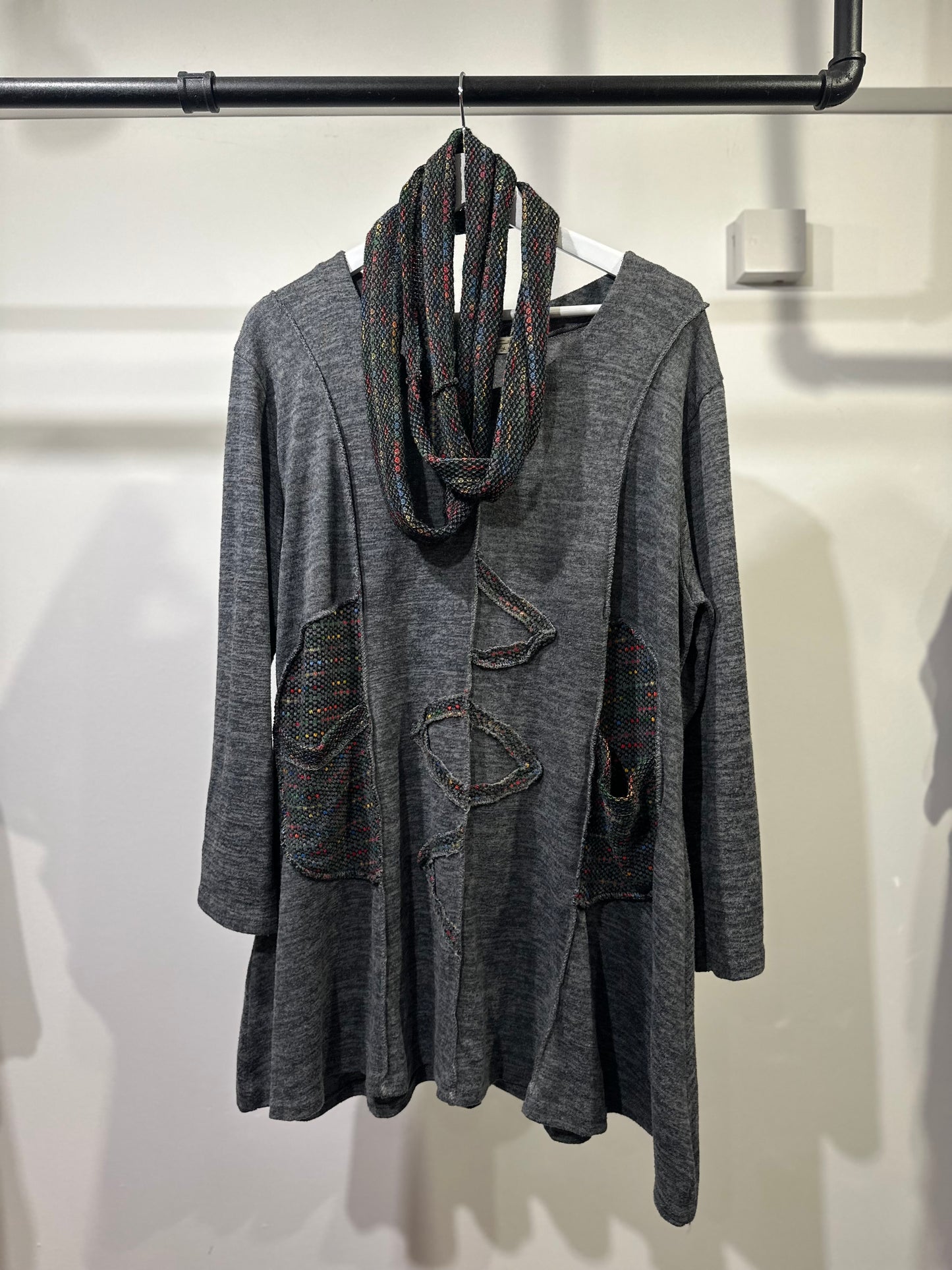 Quirky Grey Long Top With Scarf